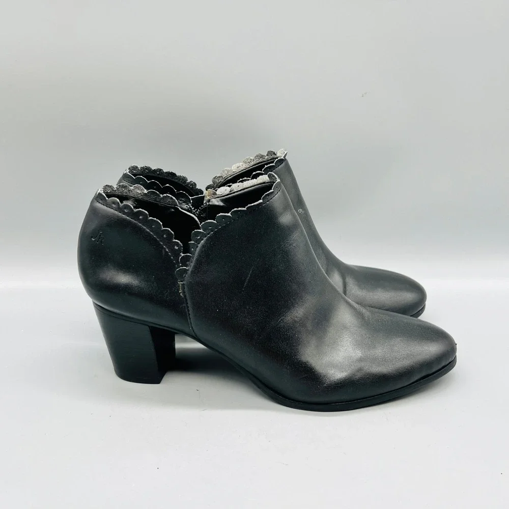 Jack Rogers Boots Womens 9 Black Leather Ankle Scalloped Trim Block Heel Shoes